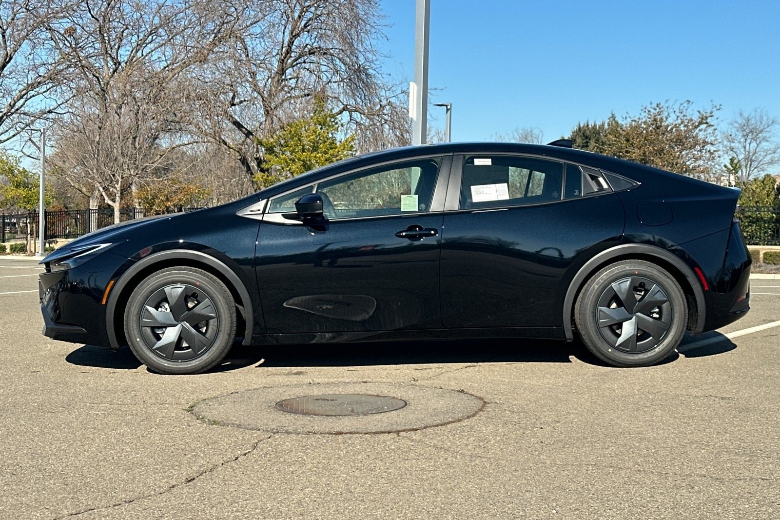 2026 Toyota Prius Plug-in Hybrid SE