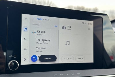 2026 Toyota Prius Plug-in Hybrid SE