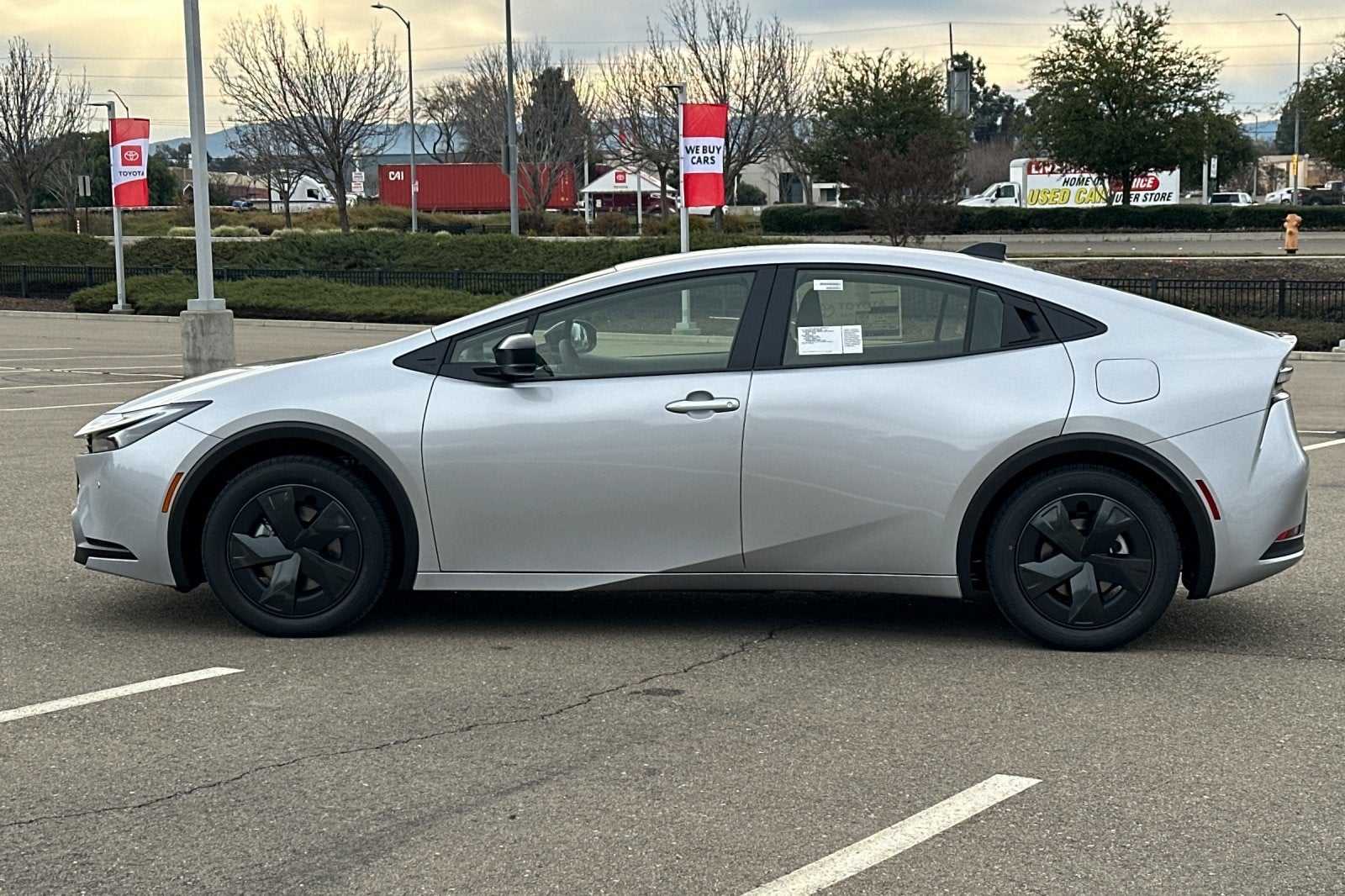 2026 Toyota Prius Plug-in Hybrid SE