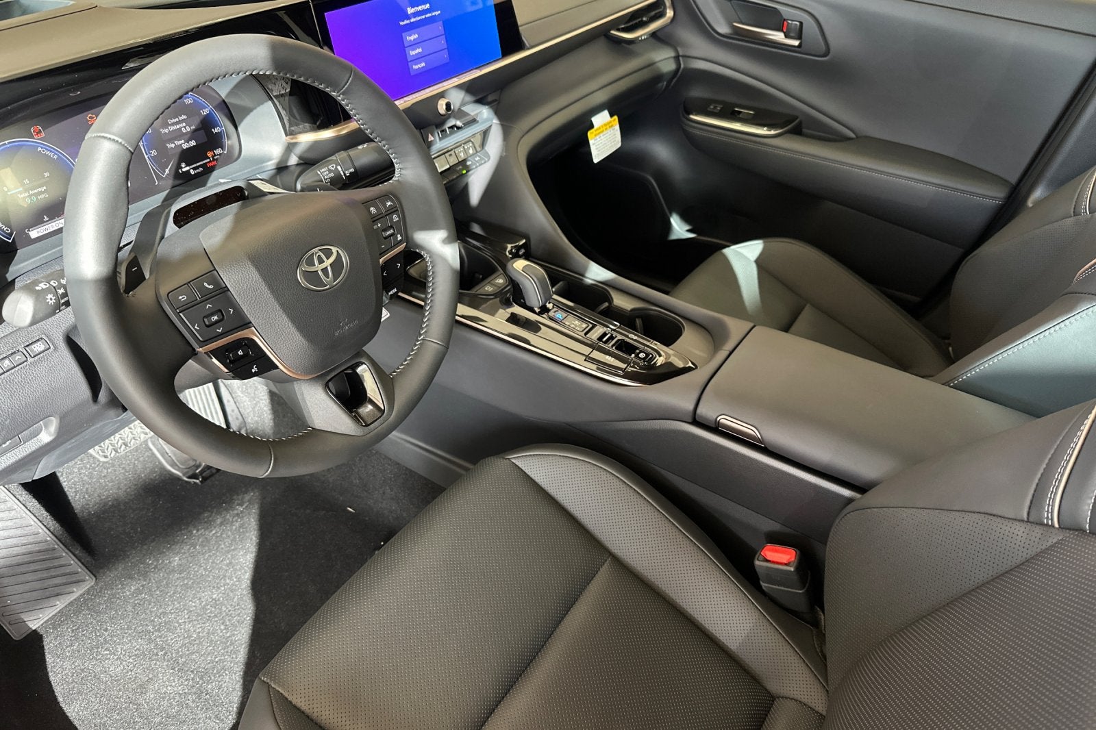 2027 Toyota Toyota Crown Platinum