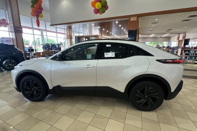 2026 Toyota C-HR SE