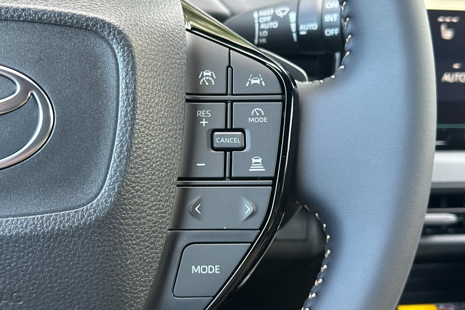 2027 Toyota bZ Woodland AWD (Natl)