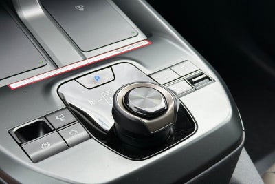 2026 Toyota bZ Woodland AWD (Natl)