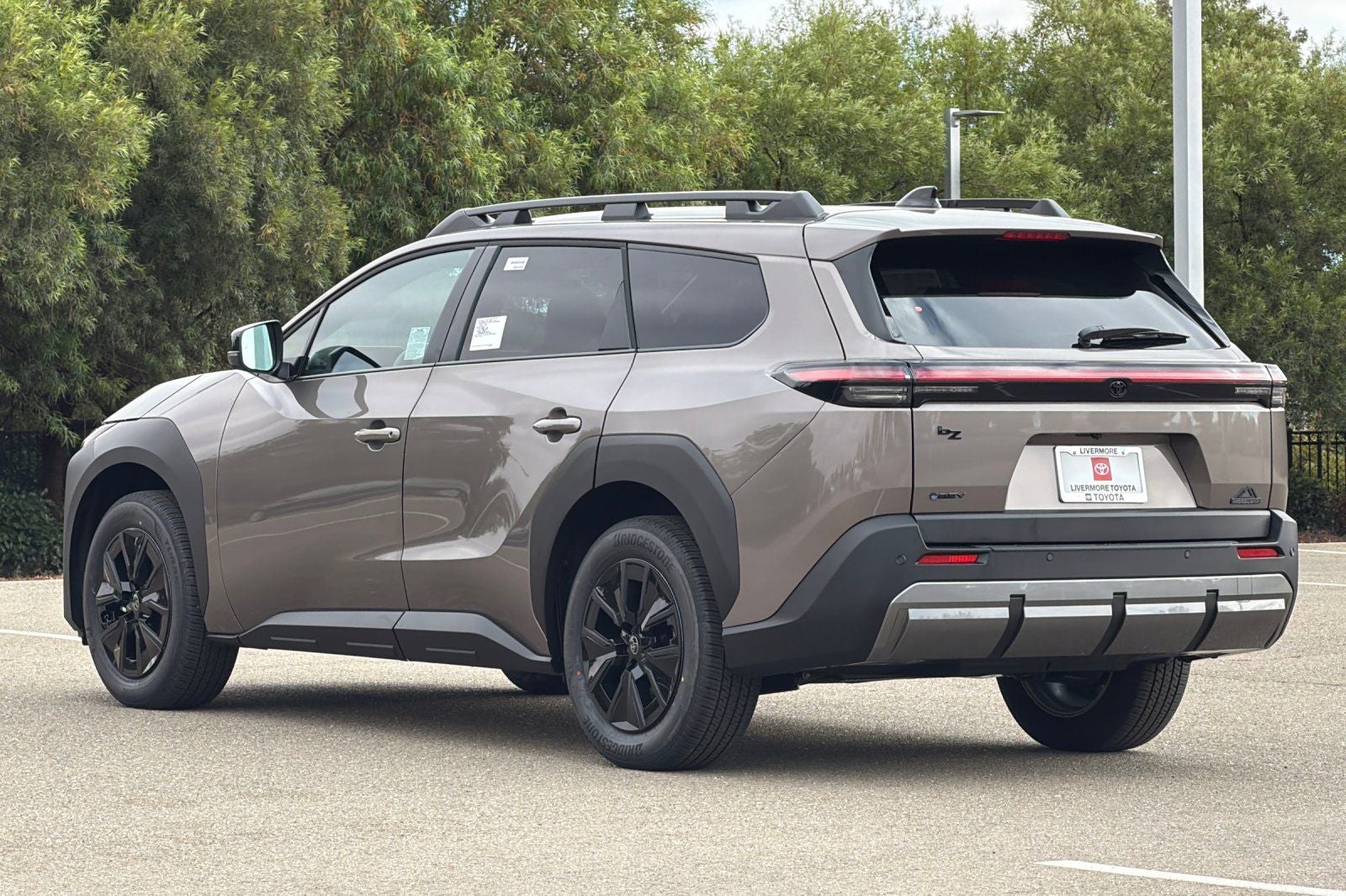 2026 Toyota bZ Woodland AWD (Natl)