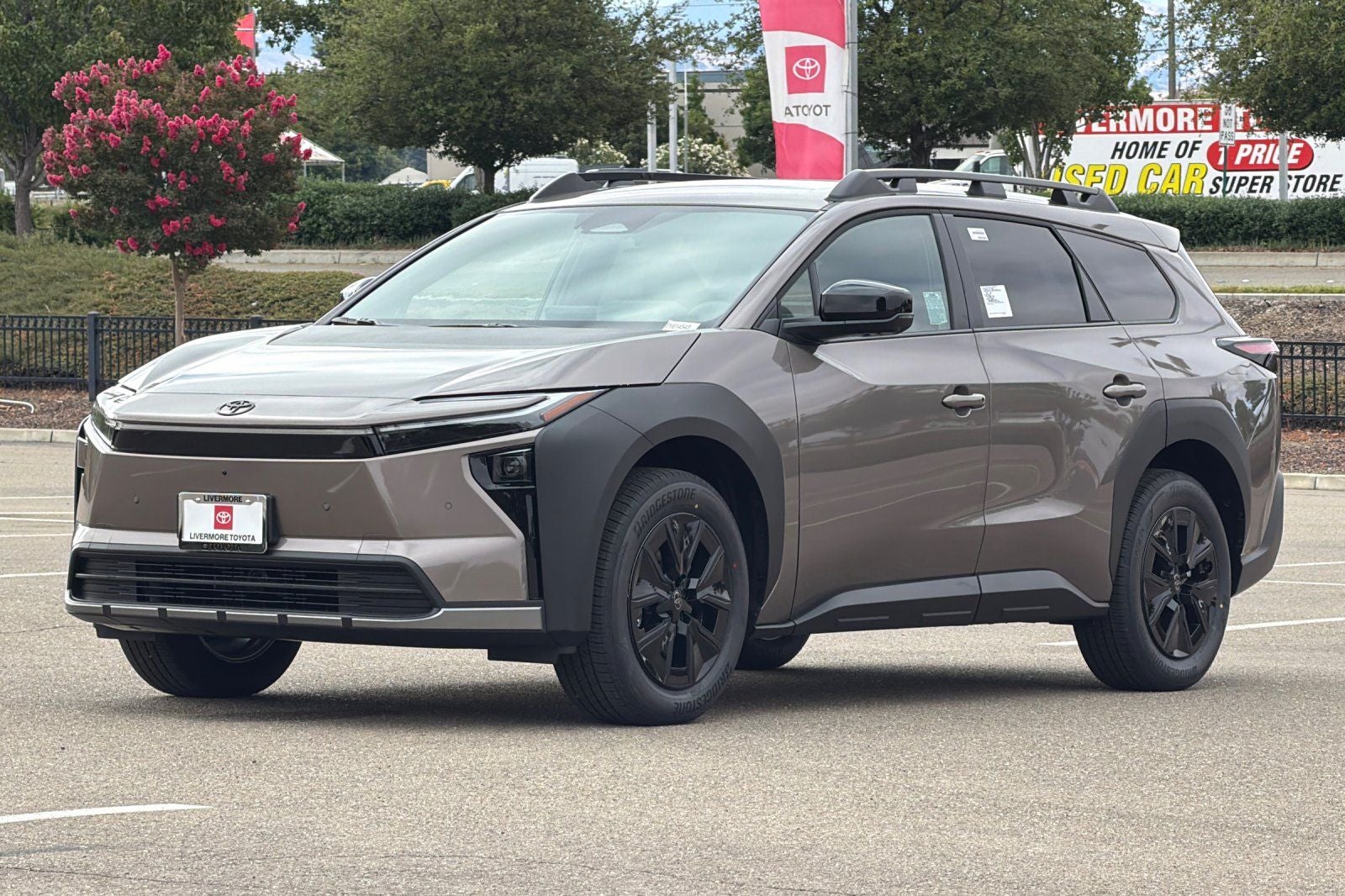 2026 Toyota bZ Woodland AWD (Natl)