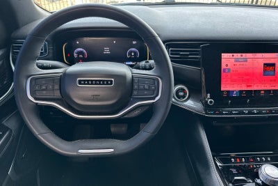 2023 Jeep Wagoneer Base