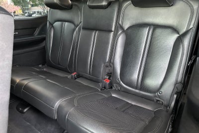 2023 Jeep Wagoneer Base