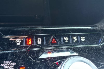 2023 Jeep Wagoneer Base