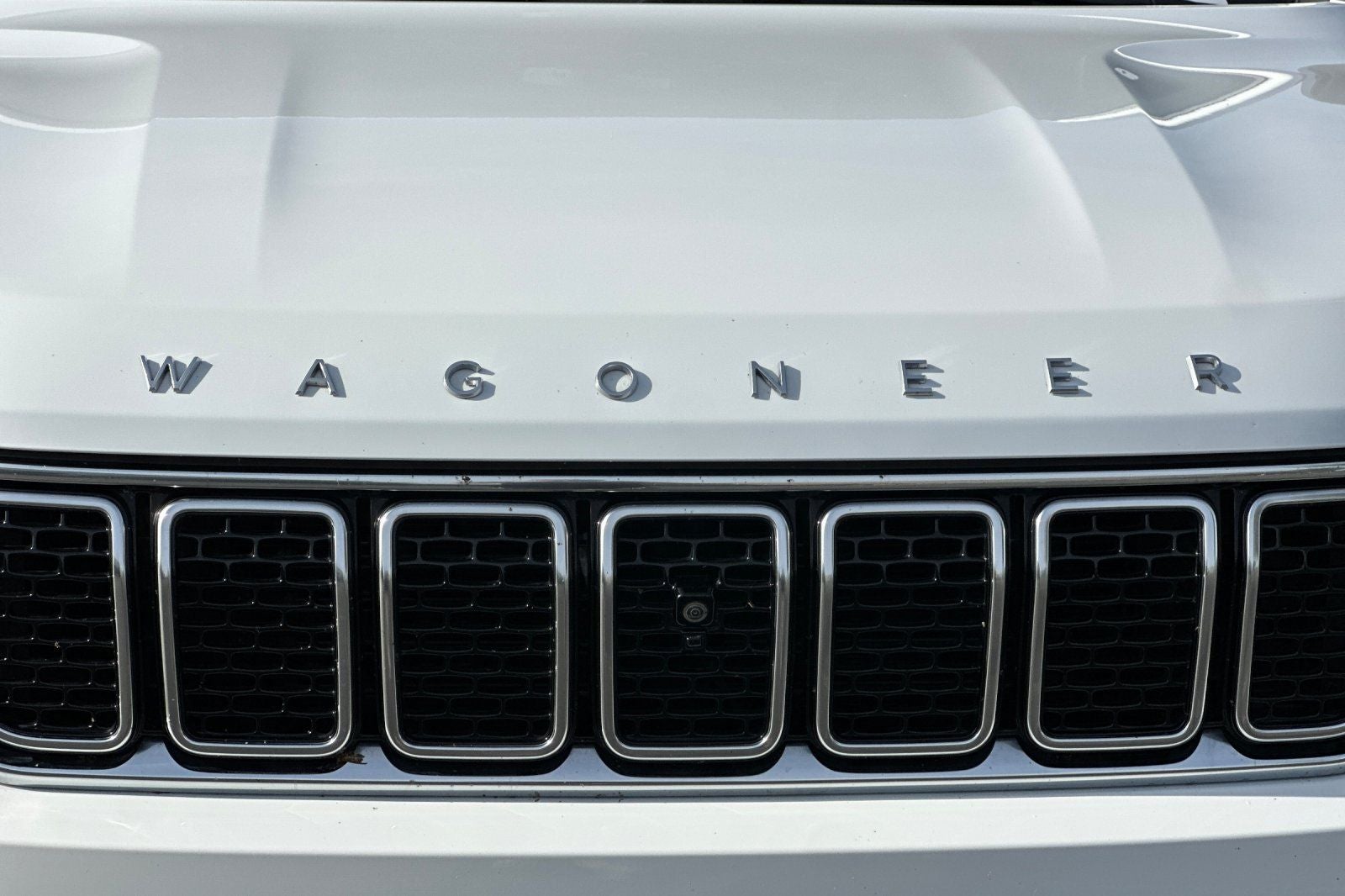2023 Jeep Wagoneer Base