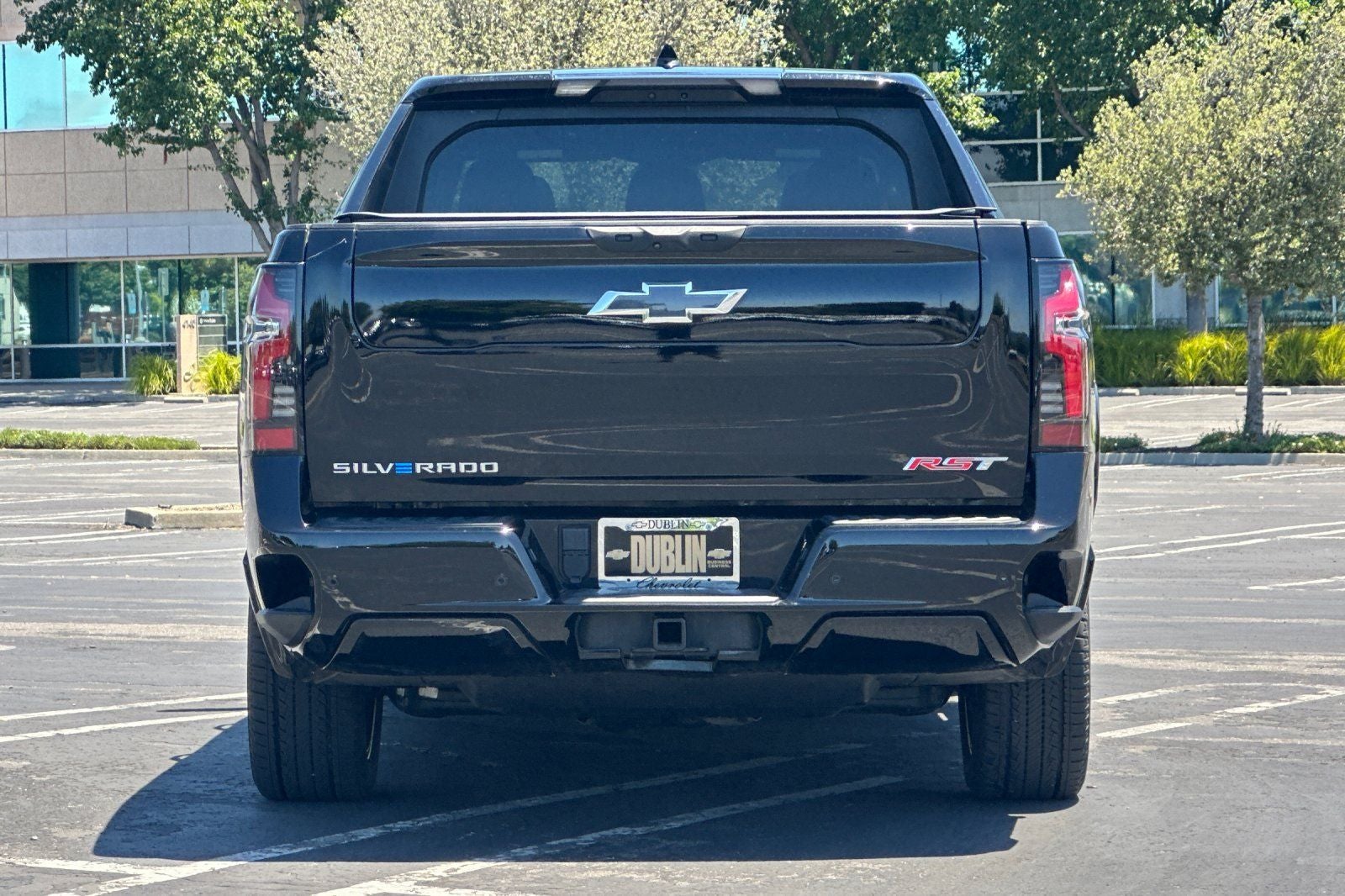 2025 Chevrolet Silverado EV RST