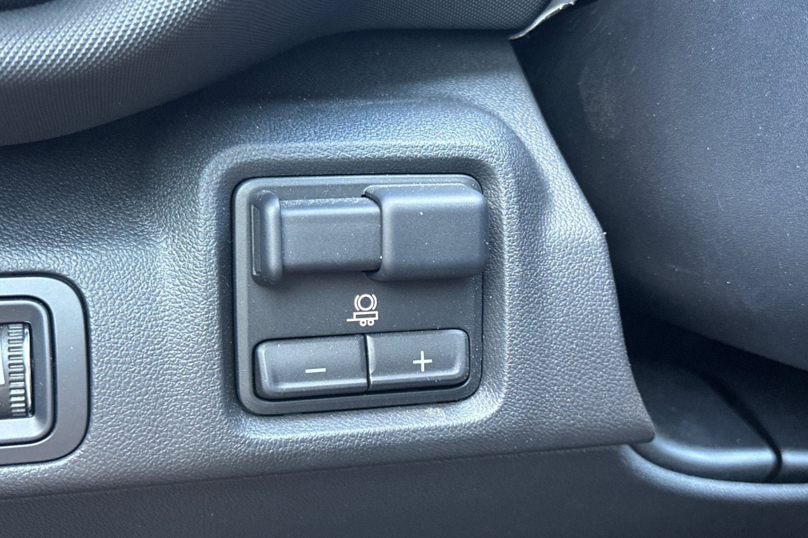 2025 Chevrolet Silverado EV RST