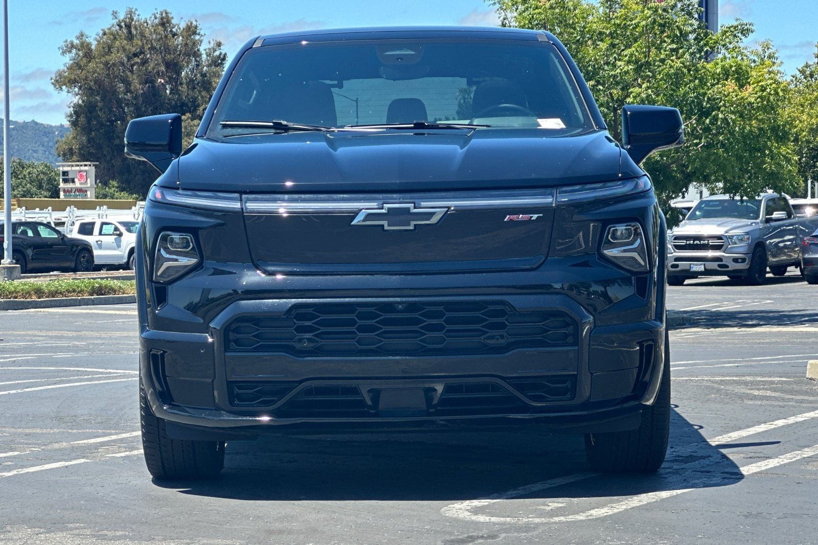 2025 Chevrolet Silverado EV RST