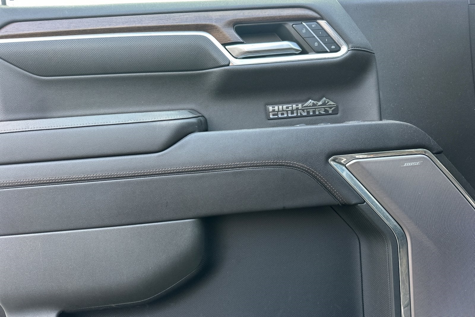 2023 Chevrolet Silverado 1500 High Country