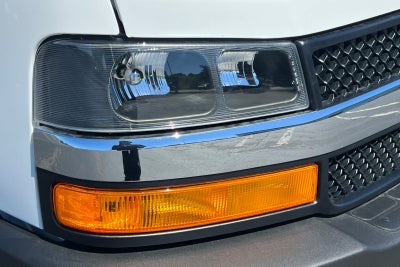 2025 Chevrolet Express 2500 Work Van Cargo