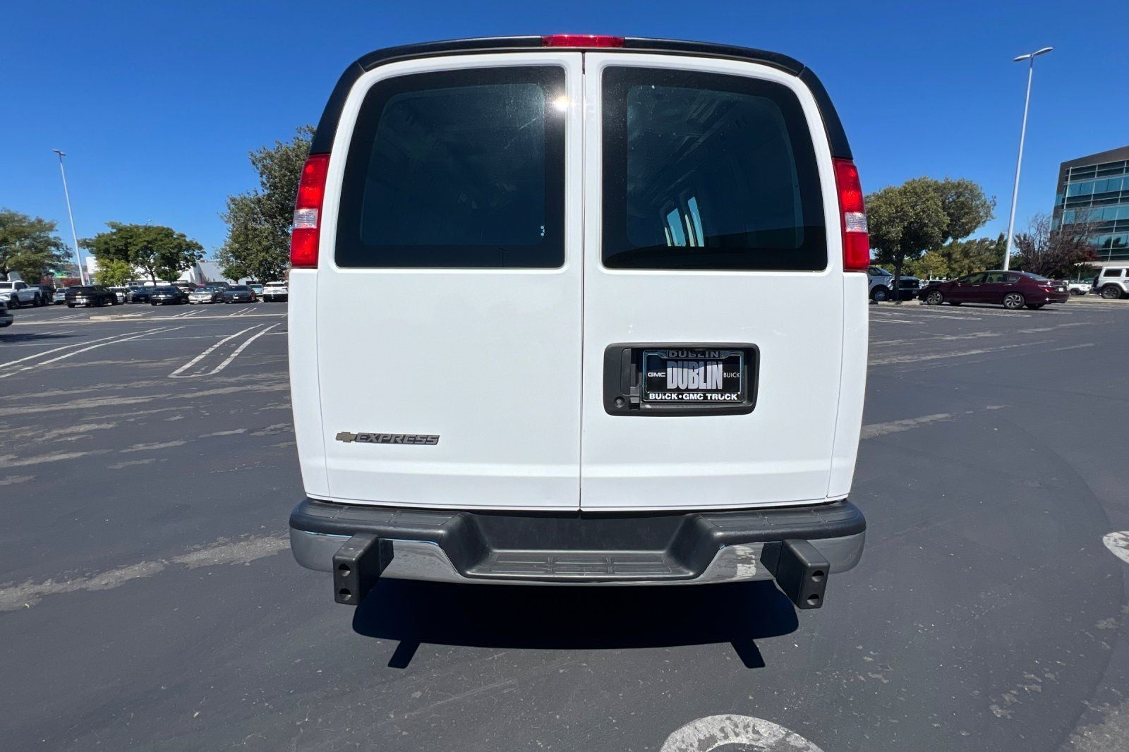2025 Chevrolet Express 2500 Work Van Cargo