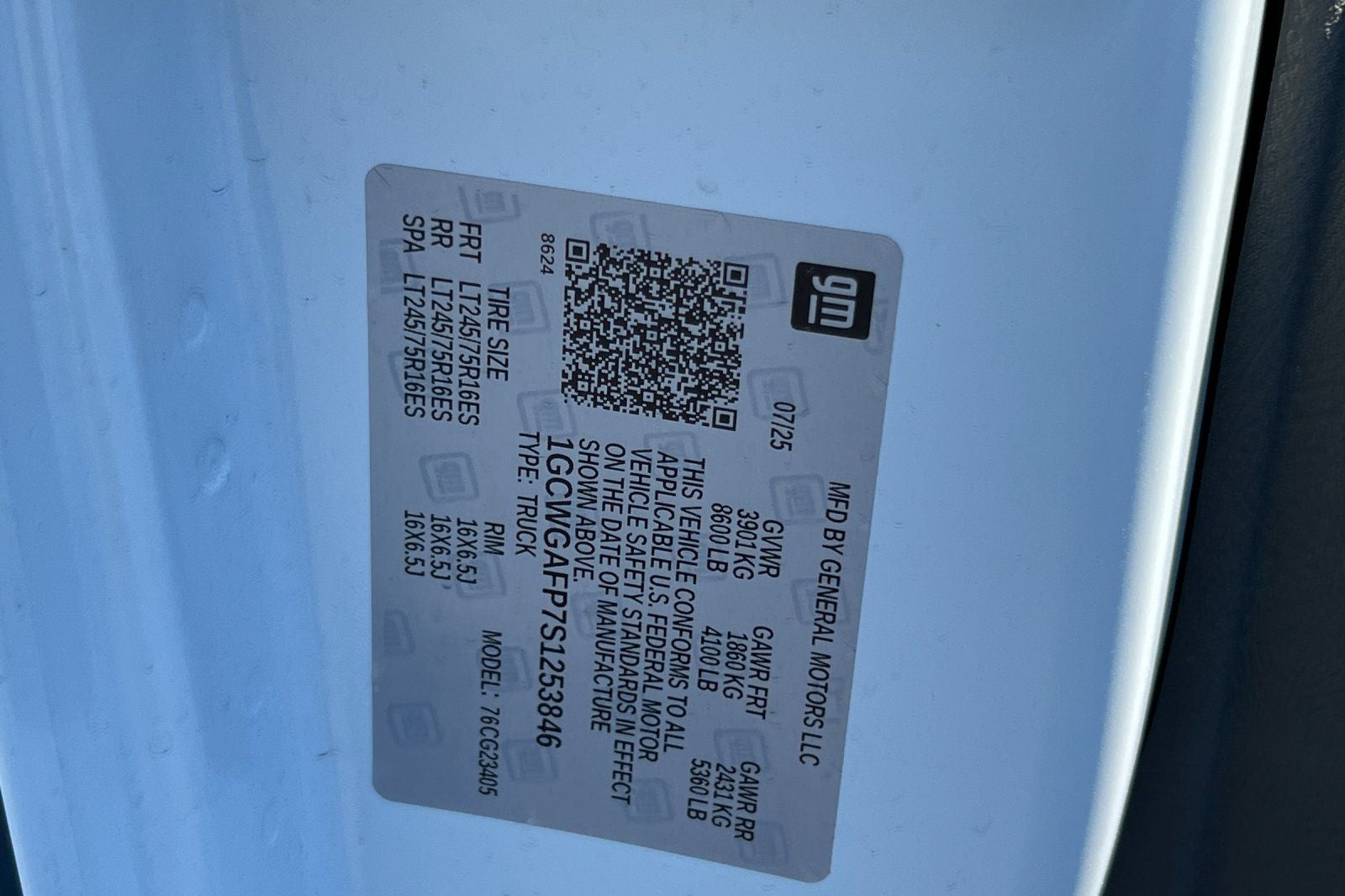 2025 Chevrolet Express 2500 Work Van Cargo