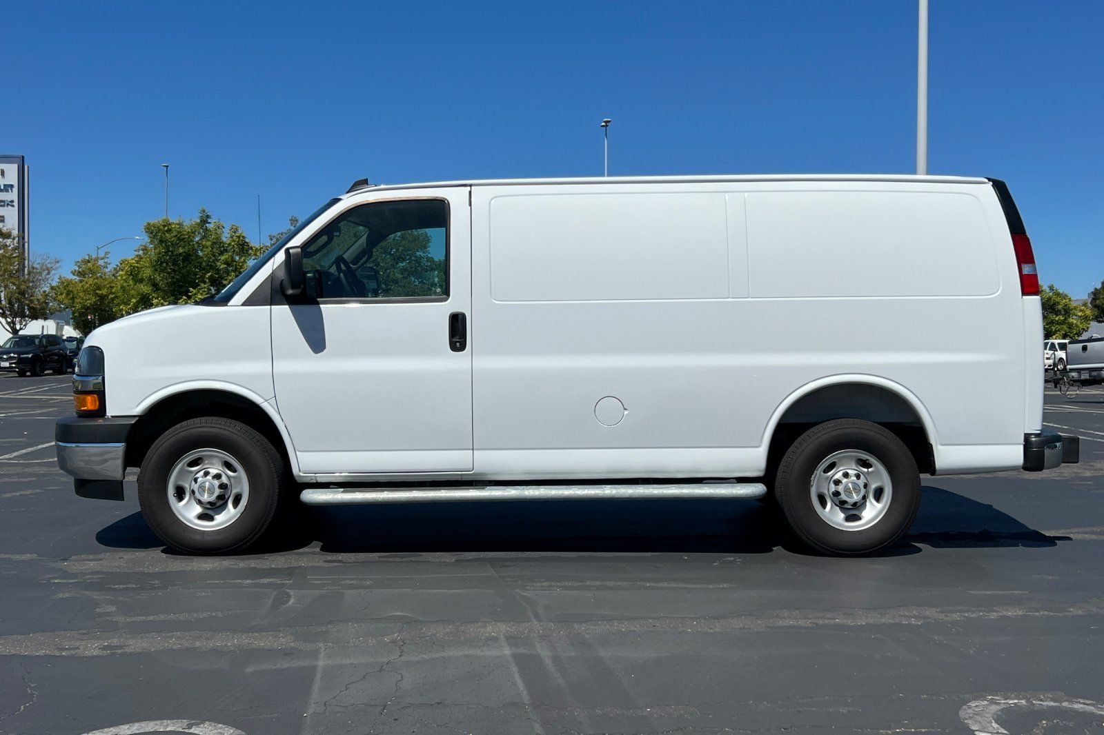2025 Chevrolet Express 2500 Work Van Cargo
