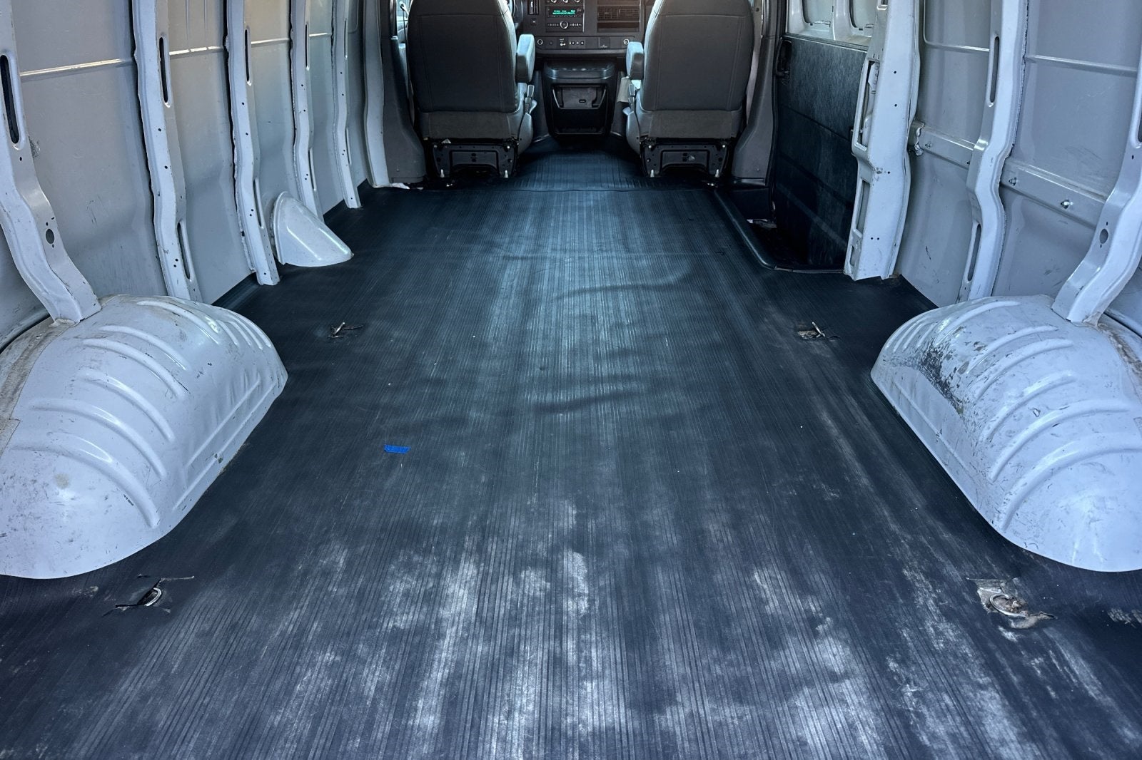 2023 Chevrolet Express 2500 Work Van Cargo