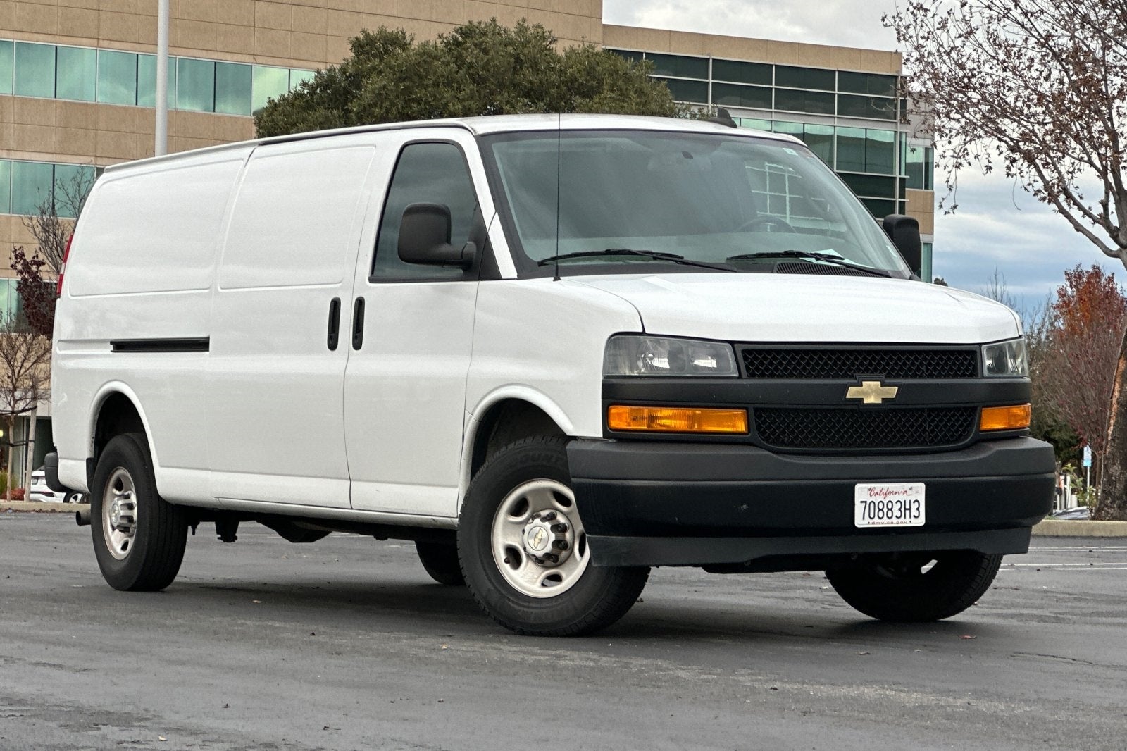 2023 Chevrolet Express 2500 Work Van Cargo