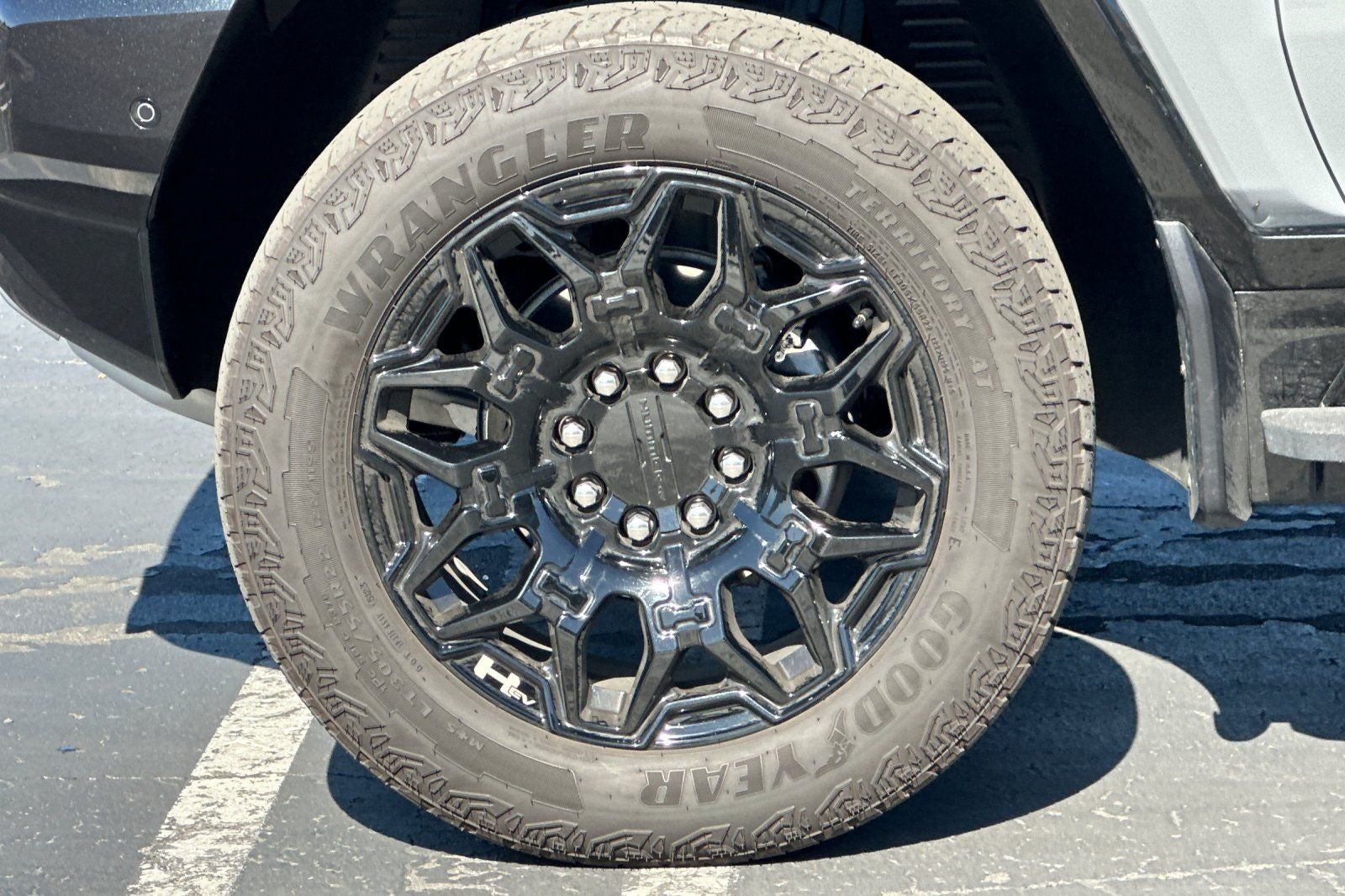 2024 GMC Hummer EV SUV 2X