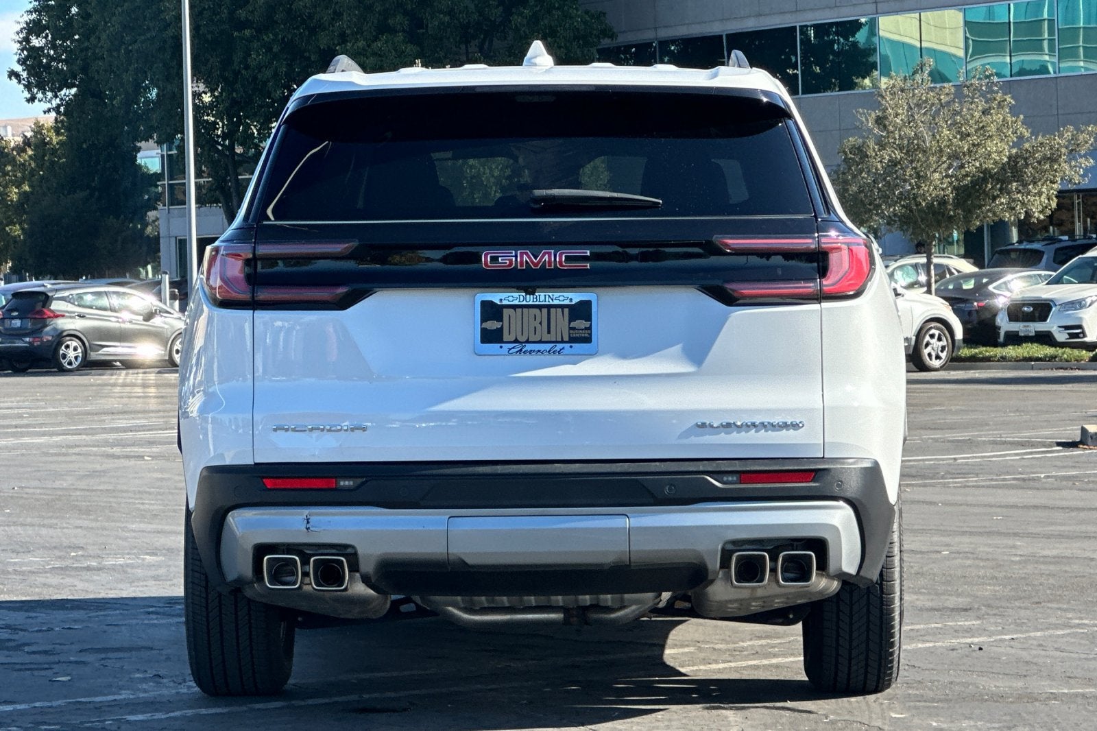 2026 GMC Acadia Elevation