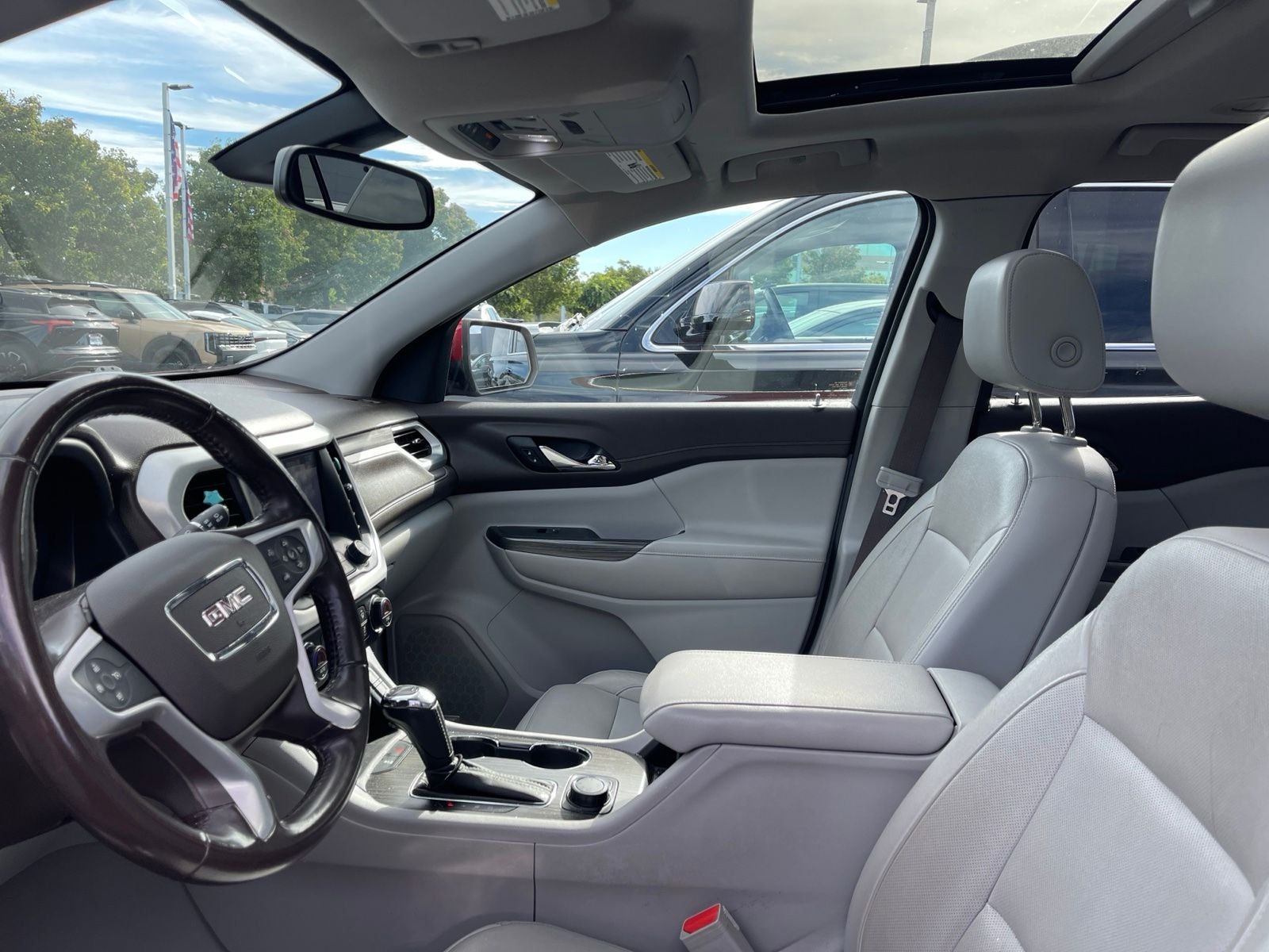 2019 GMC Acadia SLT-1