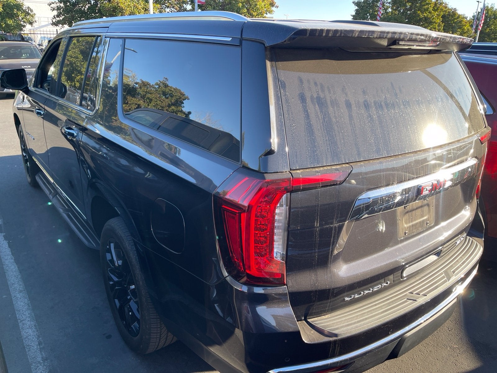 2023 GMC Yukon XL SLT