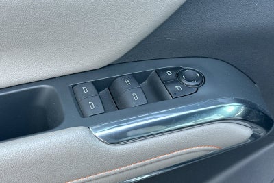 2025 Chevrolet Traverse LT 2LT