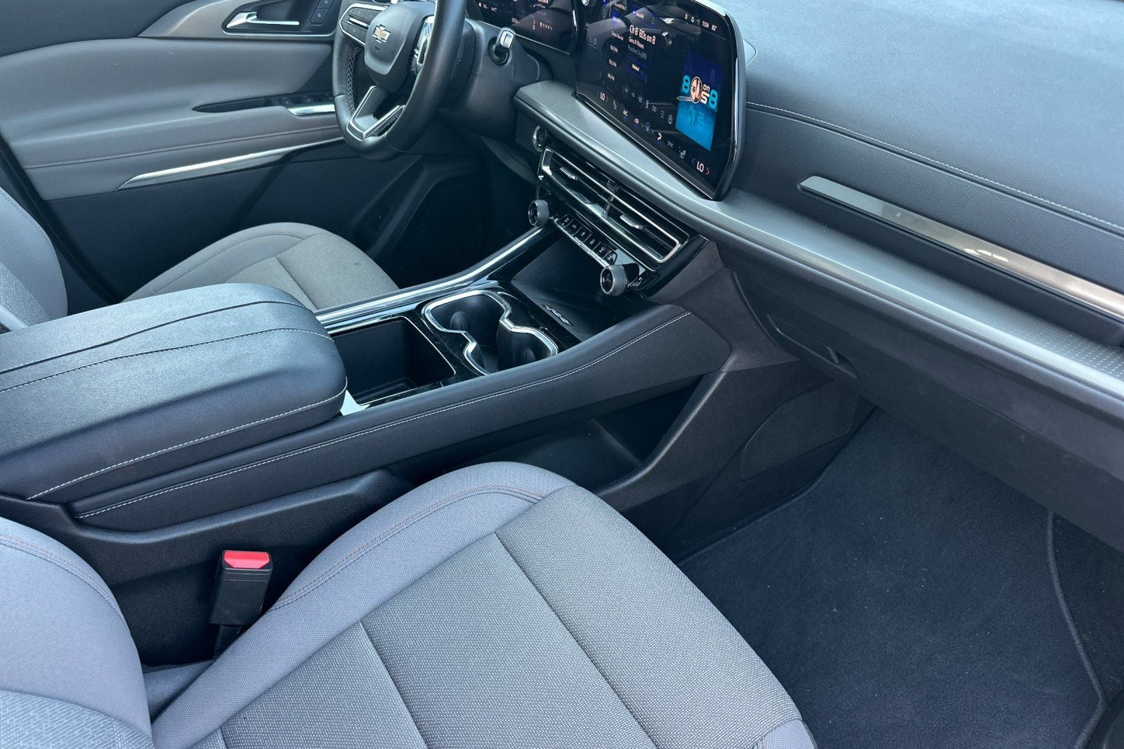 2025 Chevrolet Traverse LT 2LT