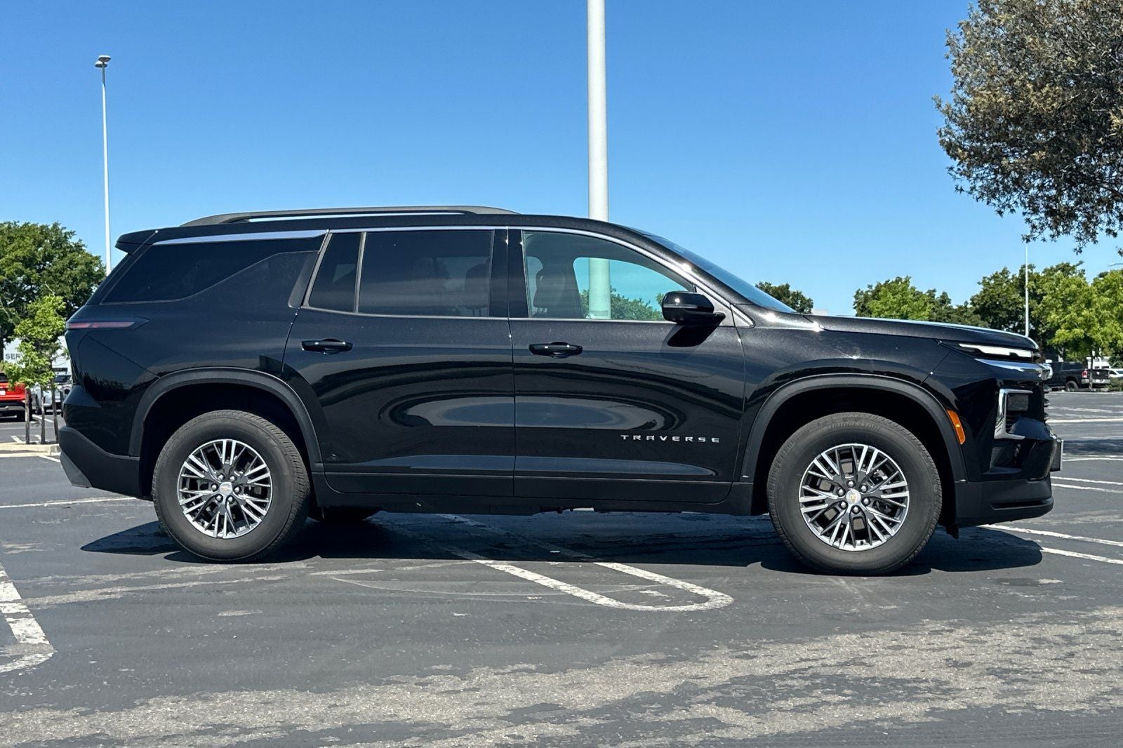 2025 Chevrolet Traverse LT 2LT