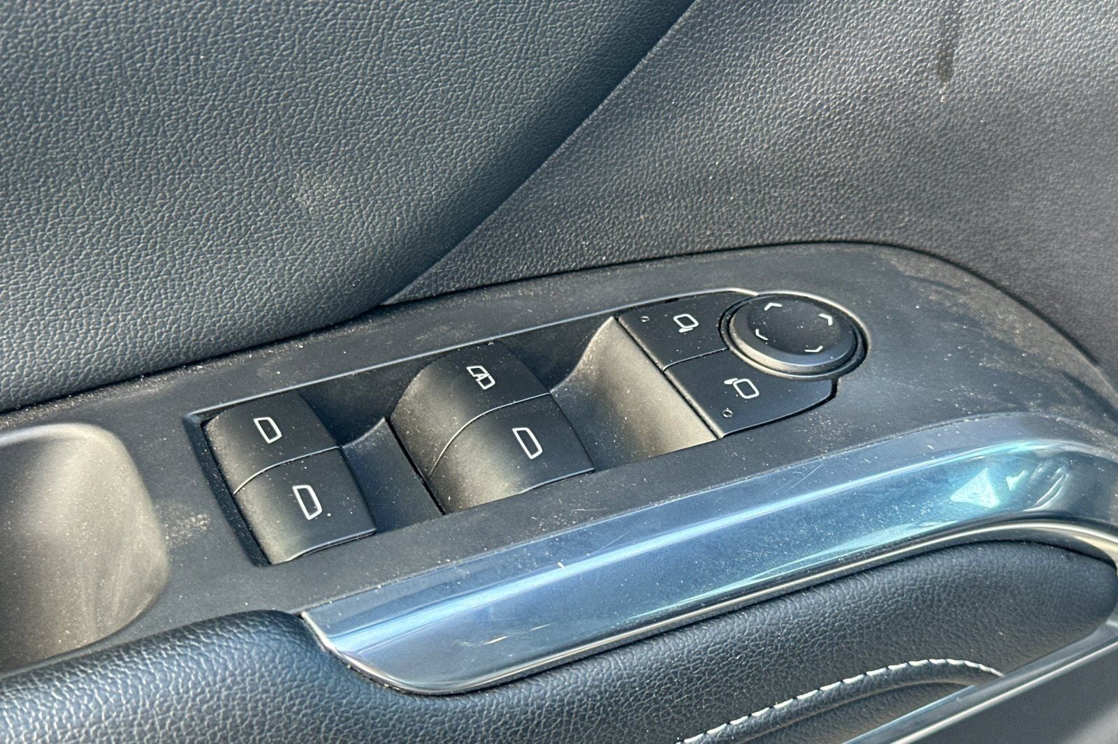 2025 Chevrolet Traverse LT 2LT