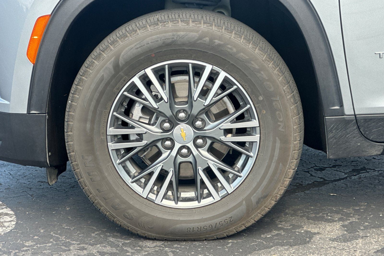2025 Chevrolet Traverse LT 2LT