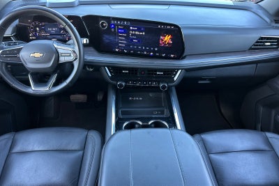 2025 Chevrolet Suburban LT