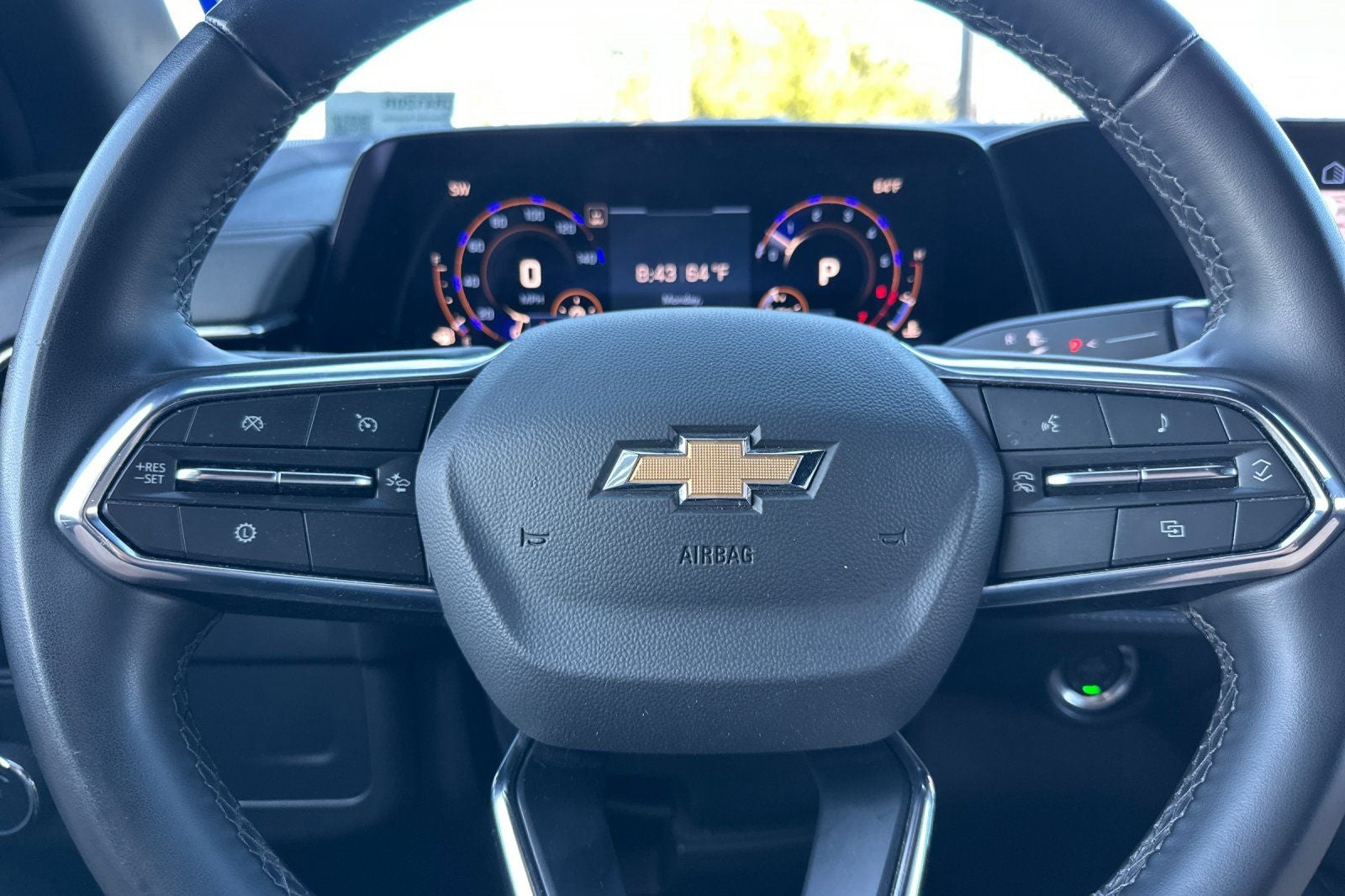 2025 Chevrolet Suburban LT