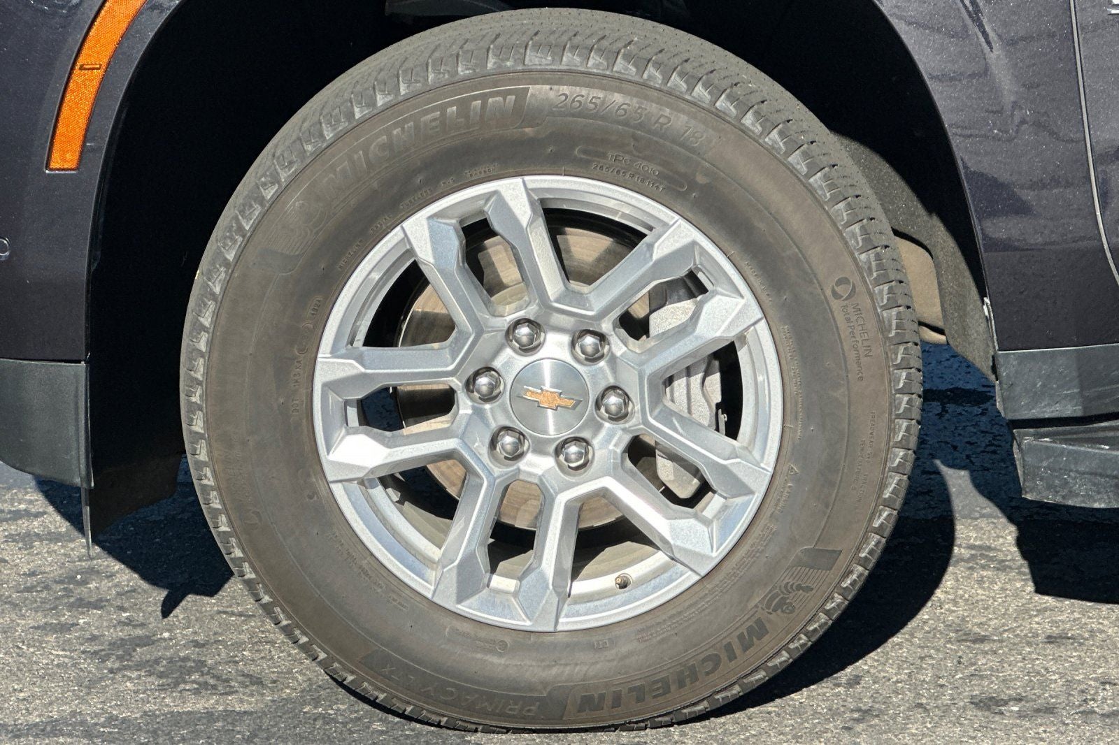 2025 Chevrolet Suburban LT