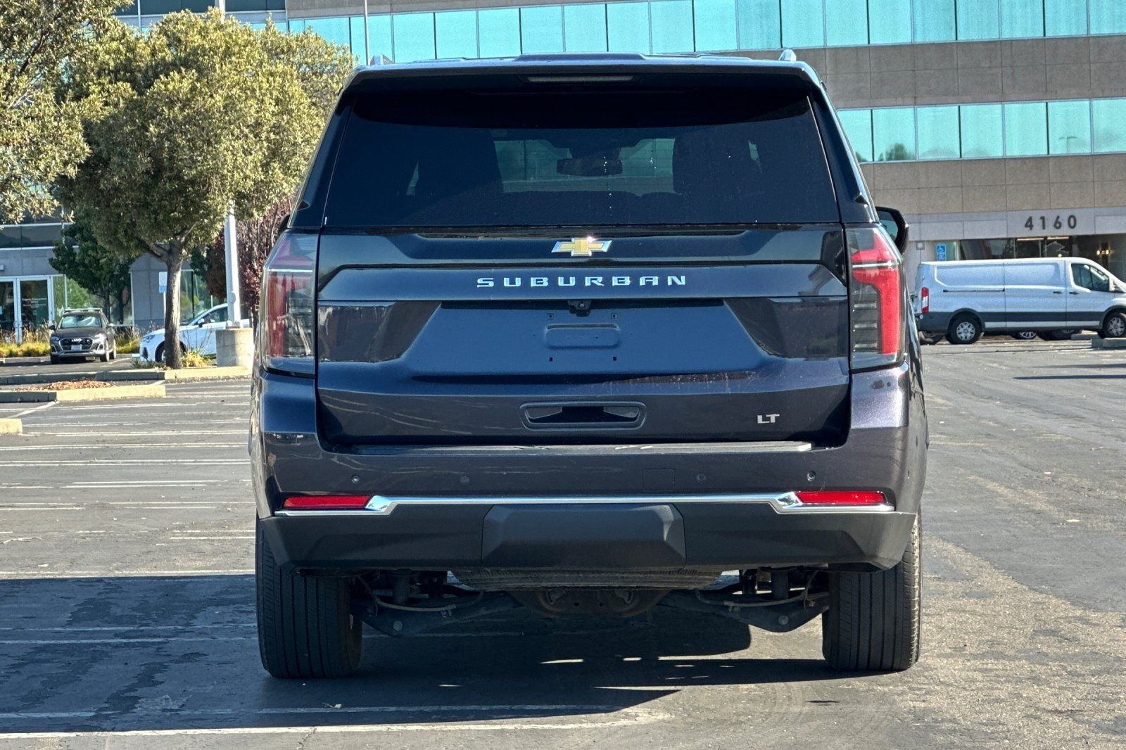 2025 Chevrolet Suburban LT