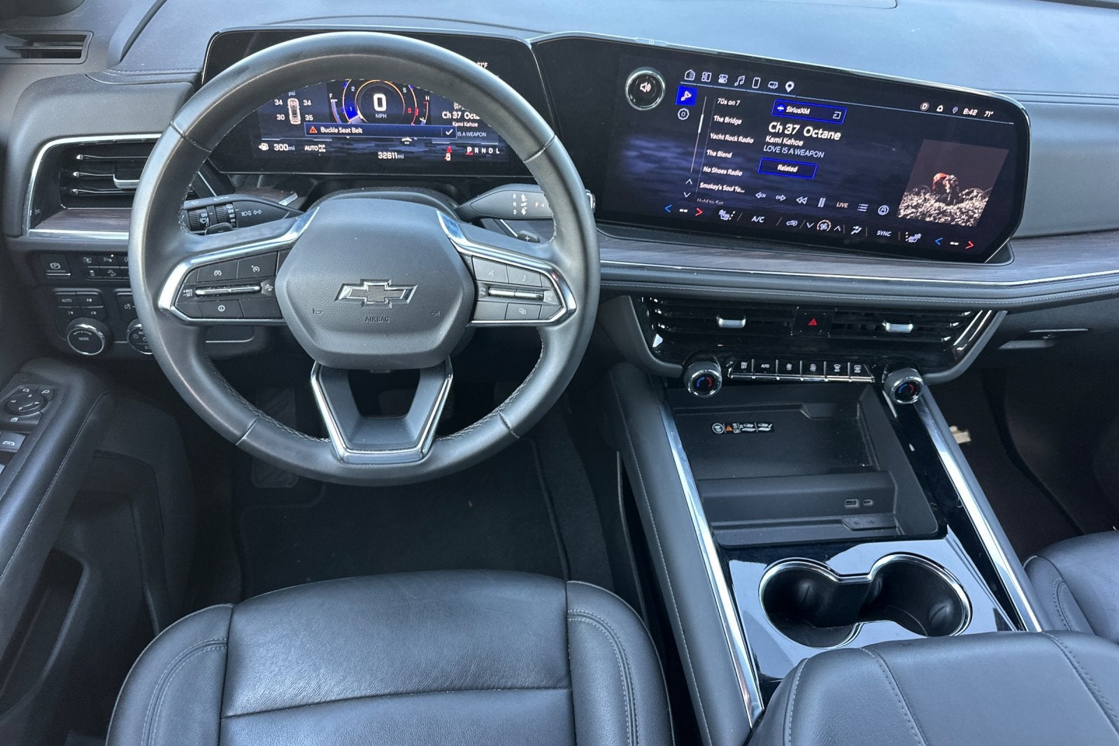 2025 Chevrolet Suburban Z71