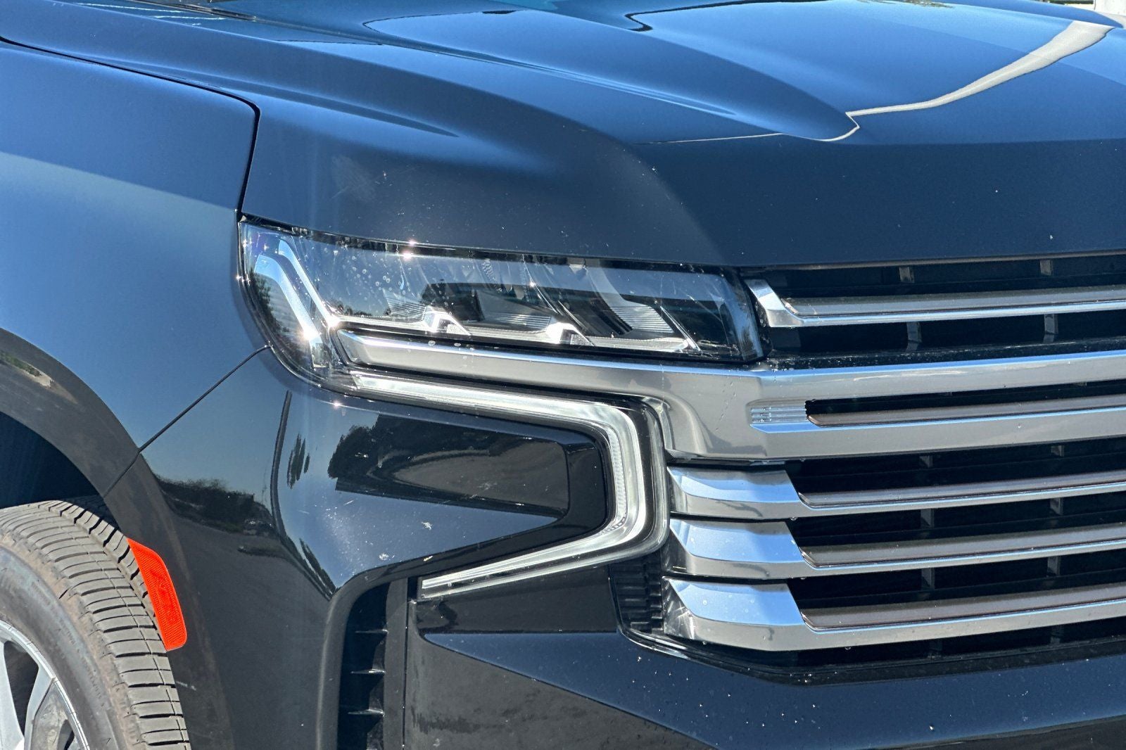 2023 Chevrolet Suburban High Country