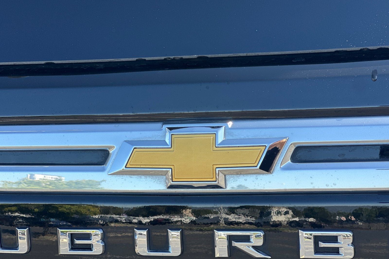 2023 Chevrolet Suburban High Country