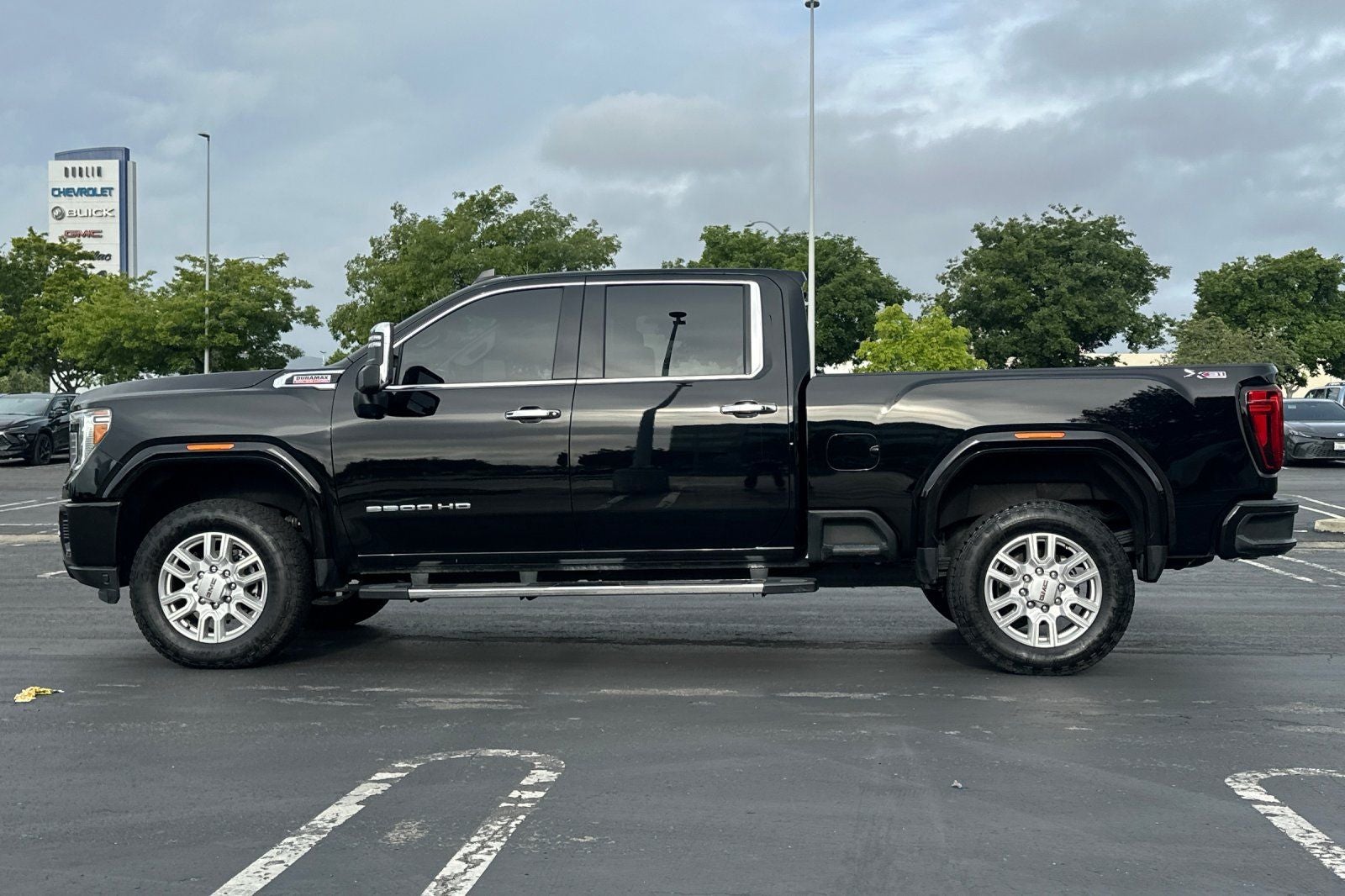 2023 GMC Sierra 2500HD SLT