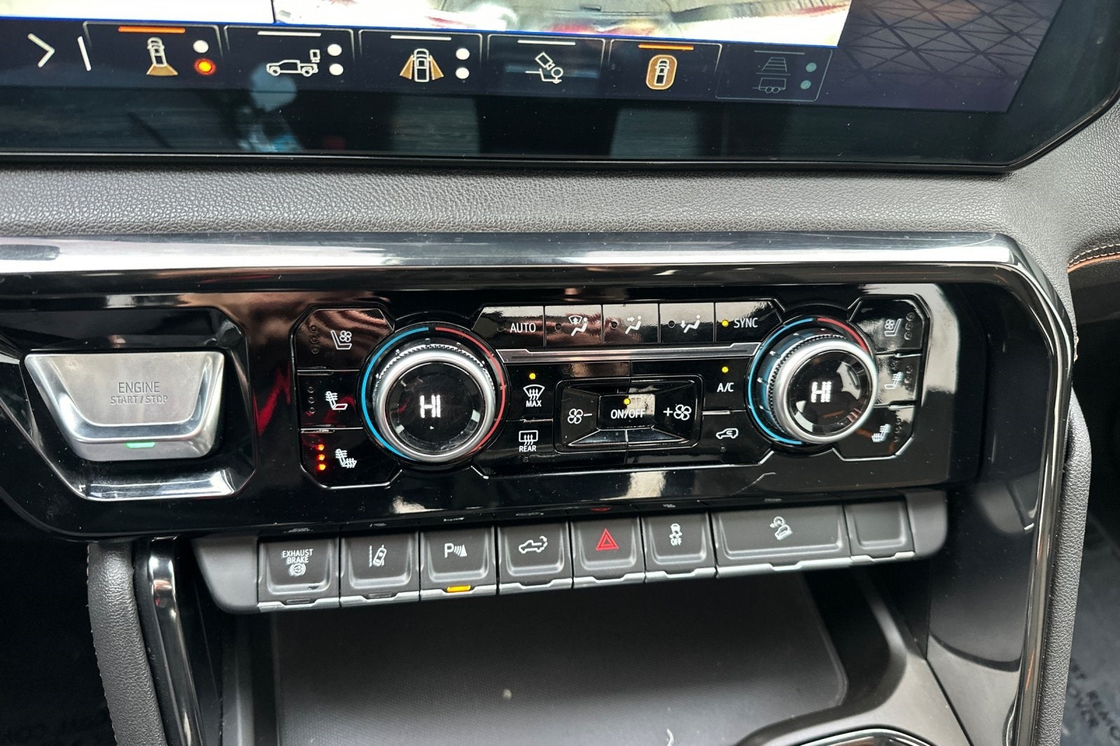 2024 GMC Sierra 3500HD AT4