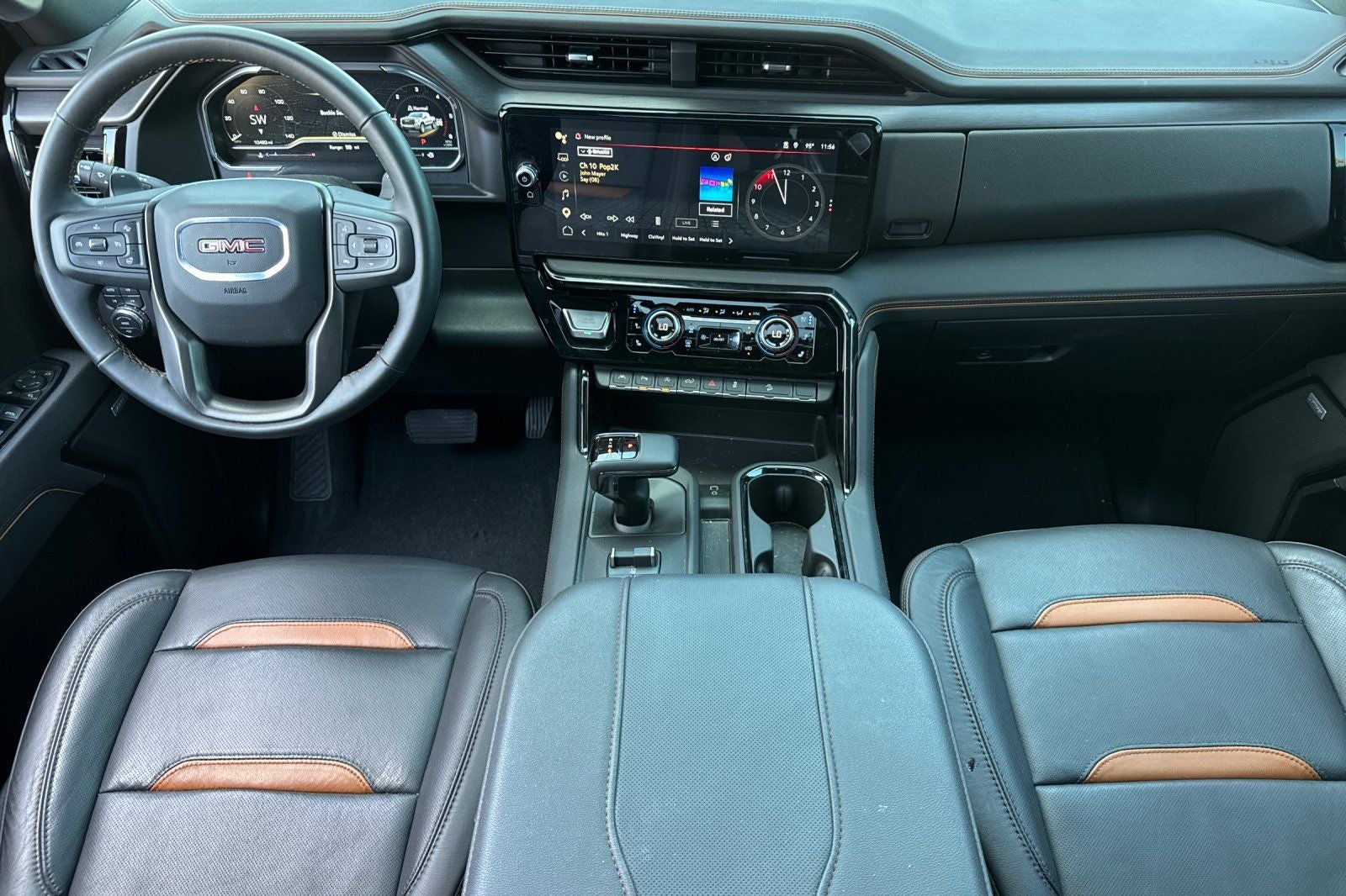 2025 GMC Sierra 1500 AT4