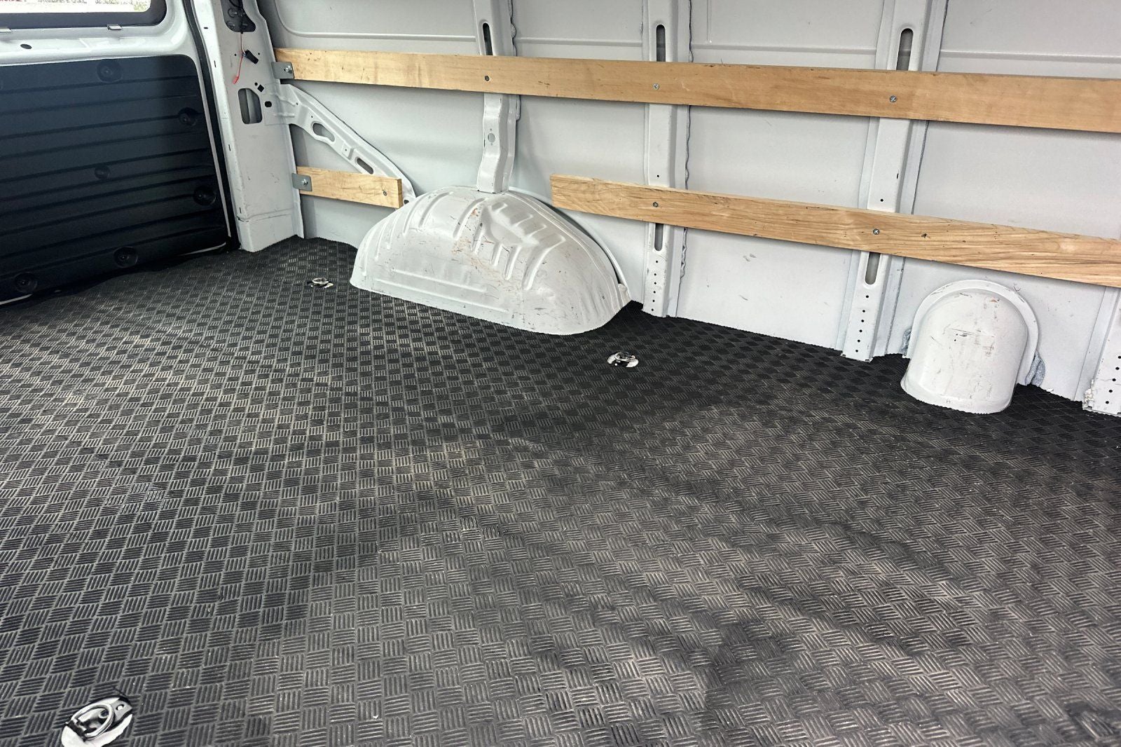 2024 GMC Savana 2500 Work Van