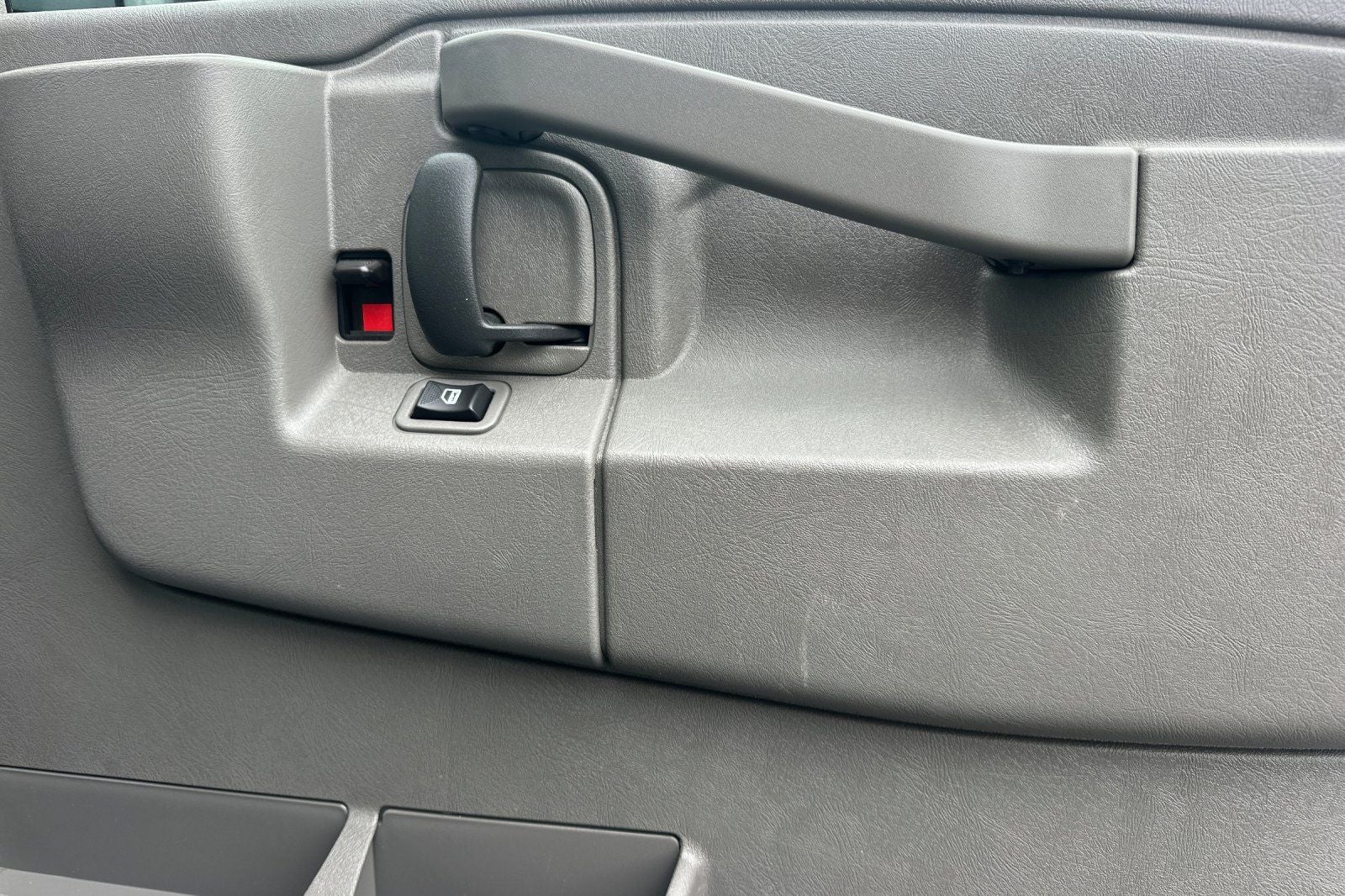 2024 GMC Savana 2500 Work Van