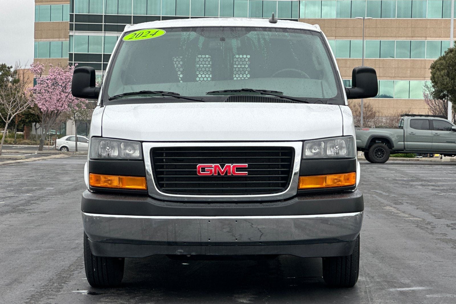 2024 GMC Savana 2500 Work Van