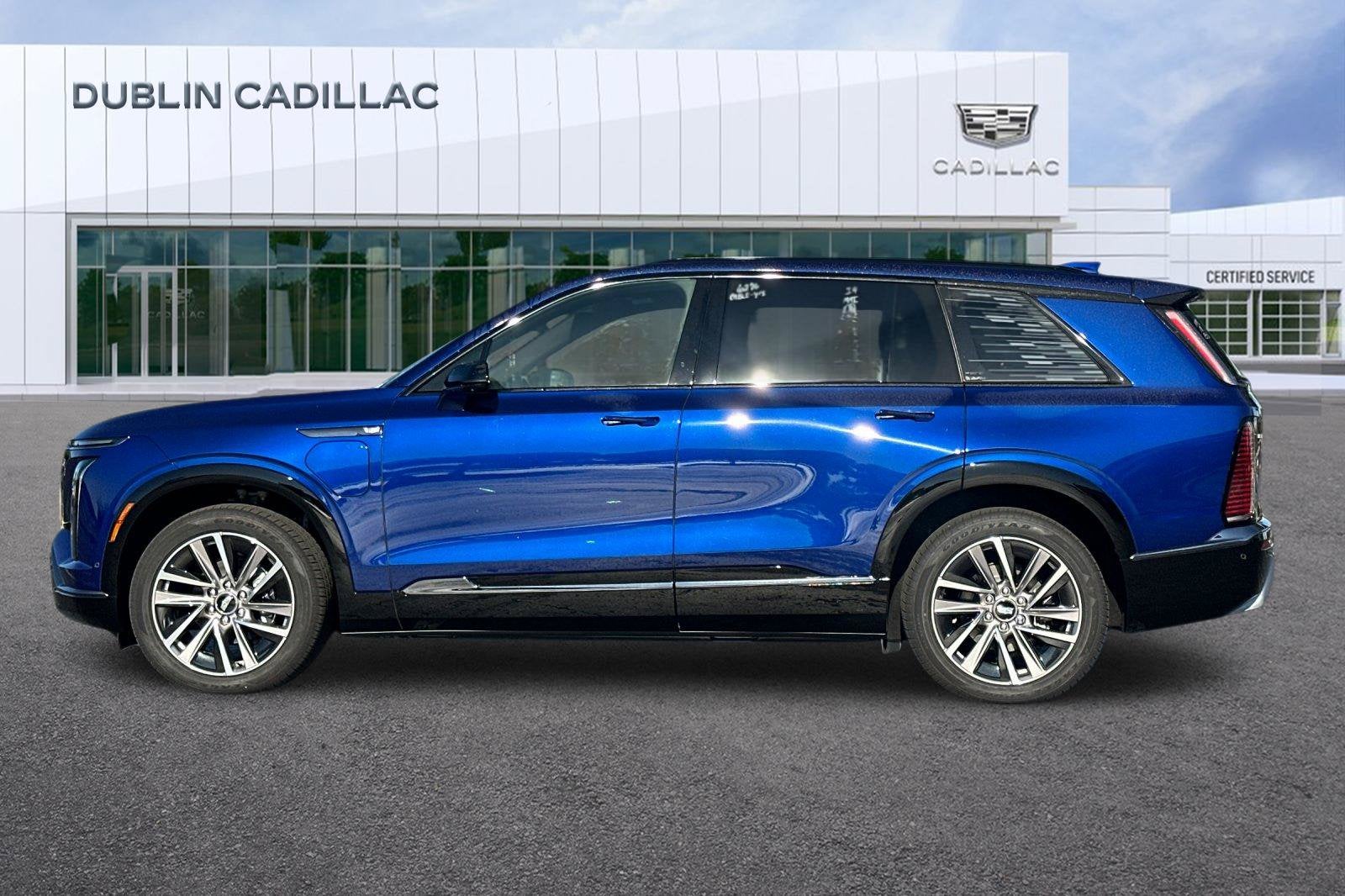 2026 Cadillac VISTIQ Sport