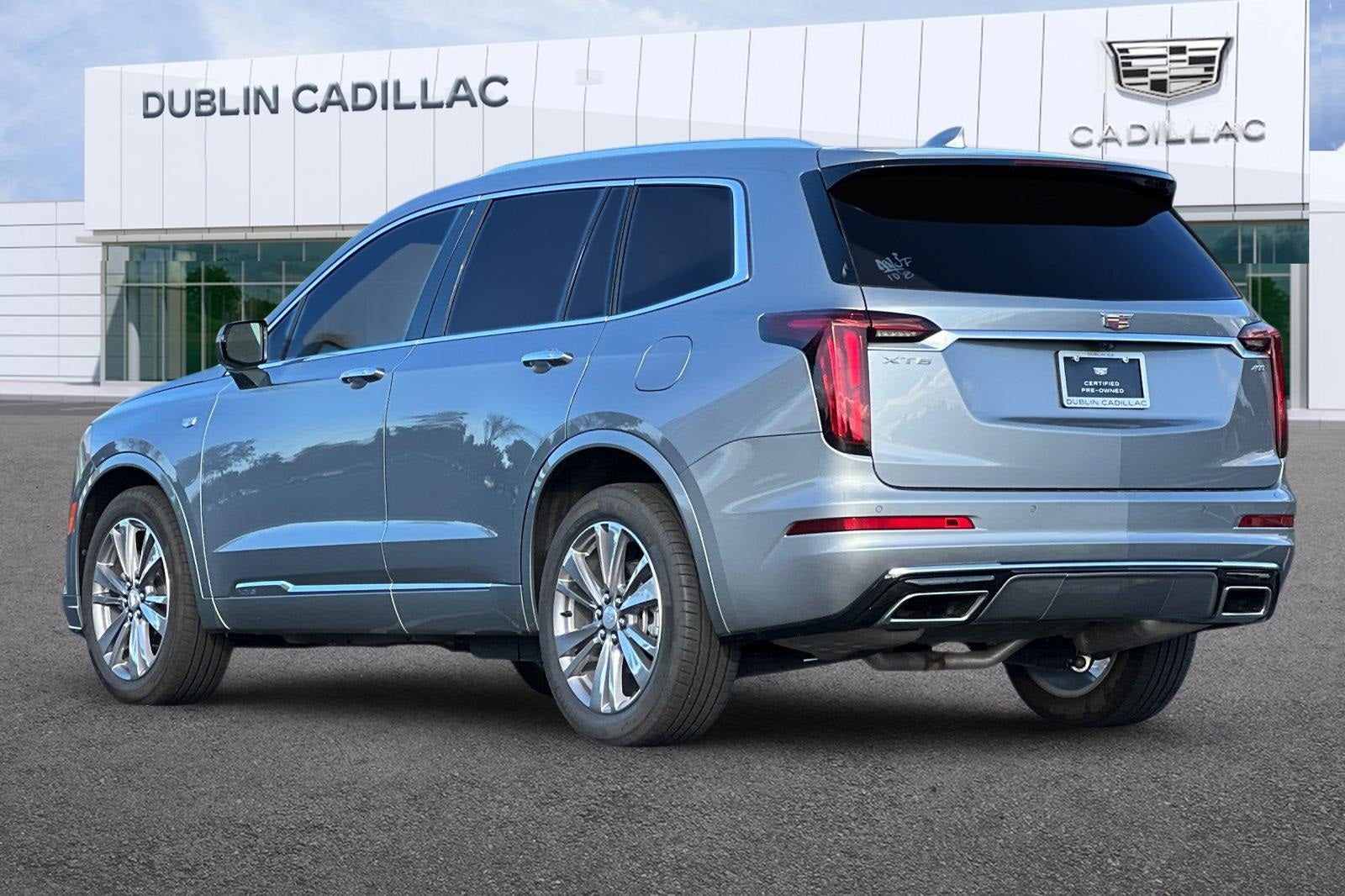 2025 Cadillac XT6 Premium Luxury