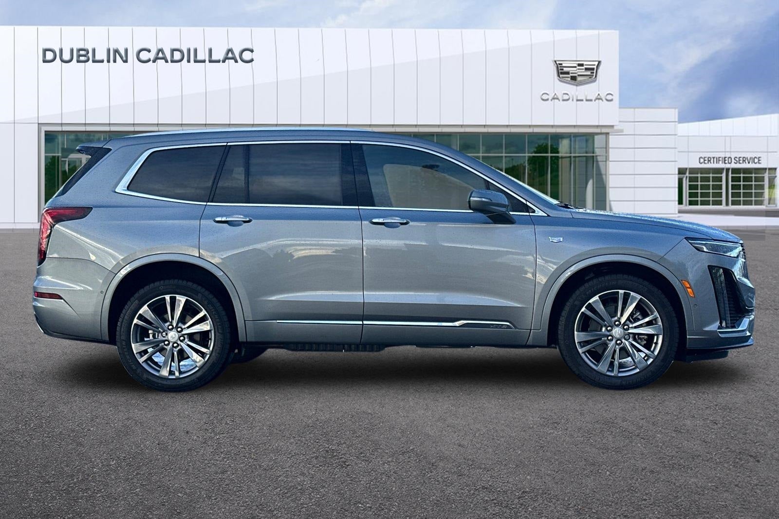 2025 Cadillac XT6 Premium Luxury