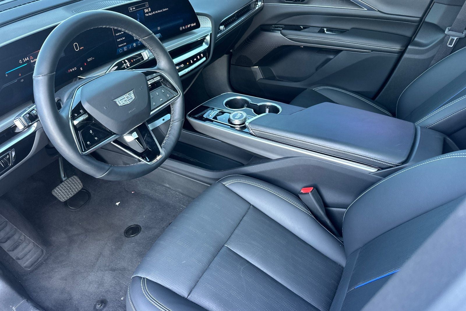 2025 Cadillac LYRIQ Luxury