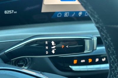 2025 Cadillac LYRIQ Luxury